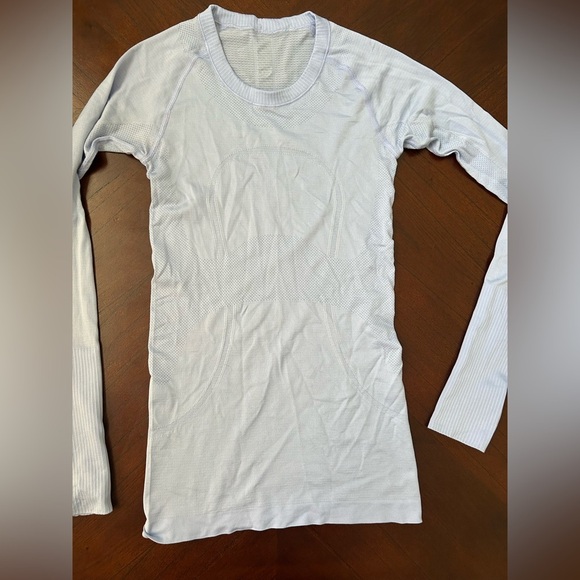 lululemon athletica Light purple Long Sleeve Top - Picture 3 of 10